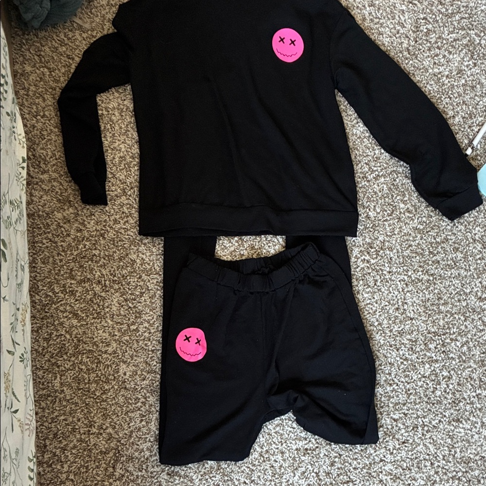 SHEIN Black and Pink Kids Matching Set